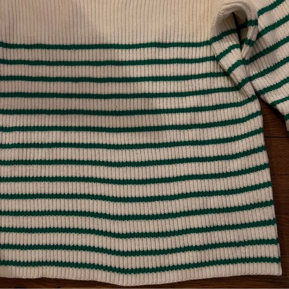 Vine & Love White and Green Striped Sweater - Picture 3 of 4